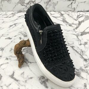 Men's Angelino Black | White Spiky Slip On Sneakers